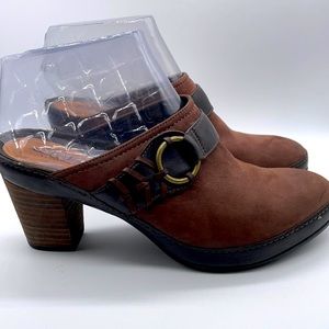 Clarks Artisan - Active Air Leather Mules women’s Sz 7.5